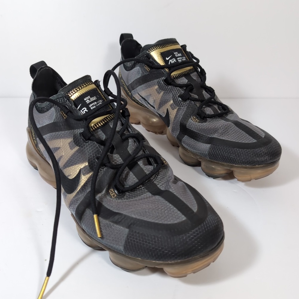Nike Air Vapormax Mens US Size 10.5 AR6631-004 Black Gray Running Shoe Sneaker